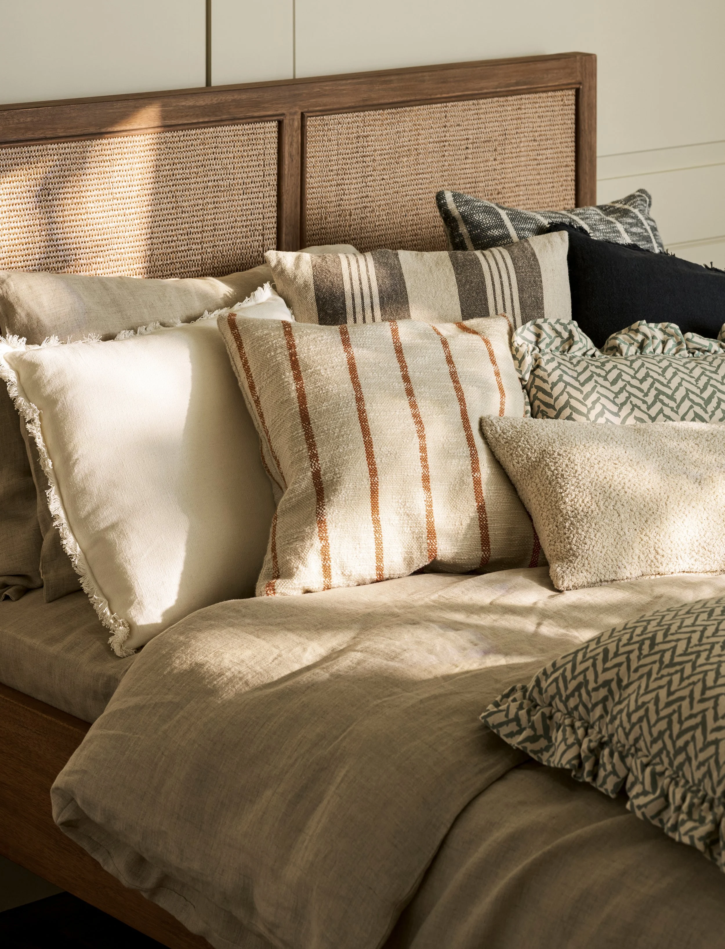 SS26_CUSHION_HERO SM.jpg