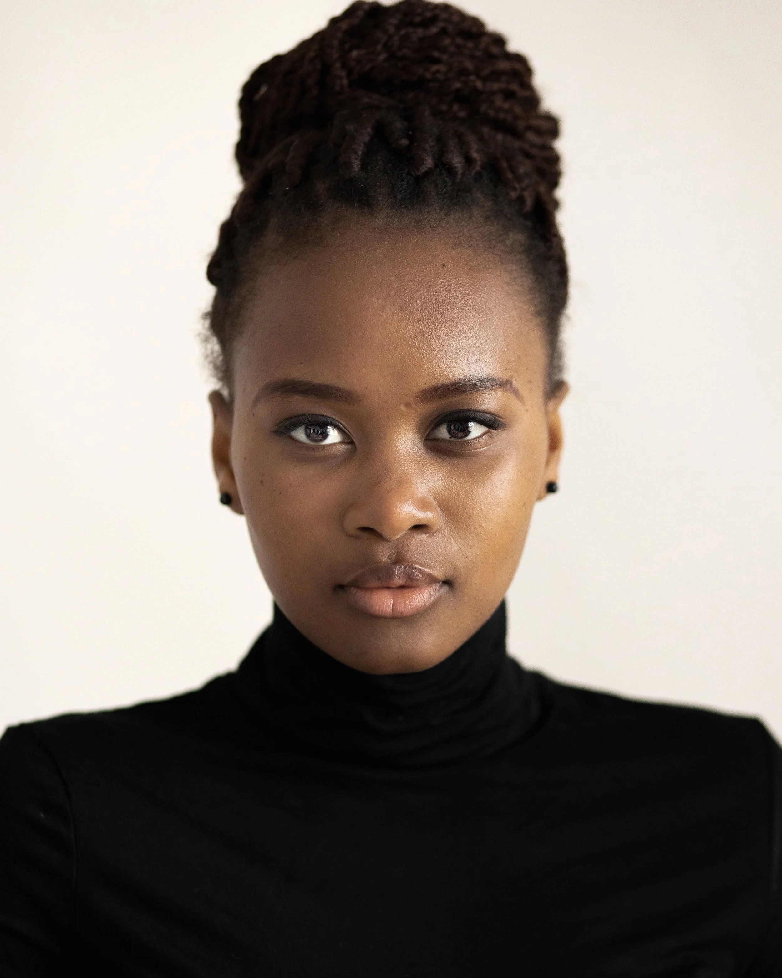 Thabile Michelle Hlongwane-Headshot2.jpg