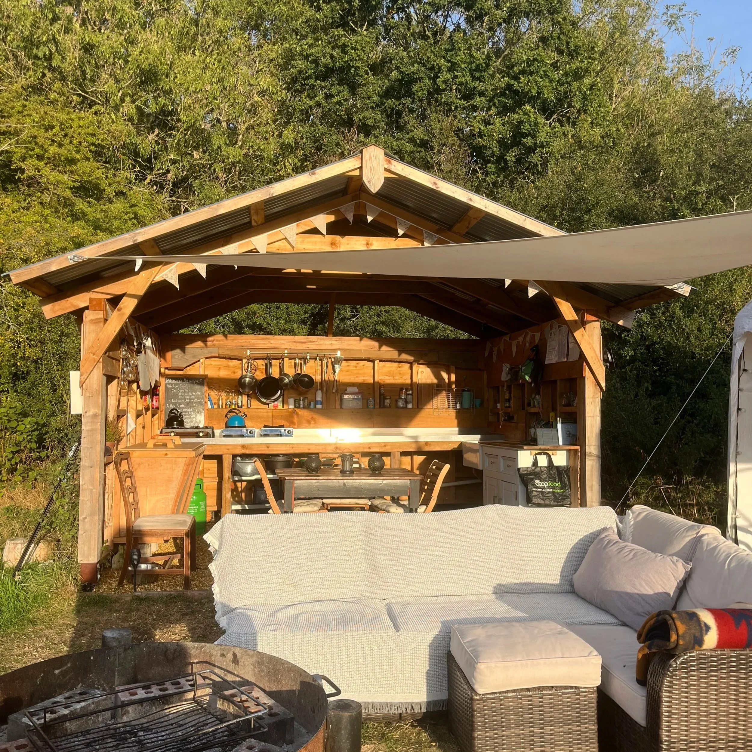 What is a Stay at Botswicky Like? A Guide to Staying in a Yurt in the Wiltshire Countryside…