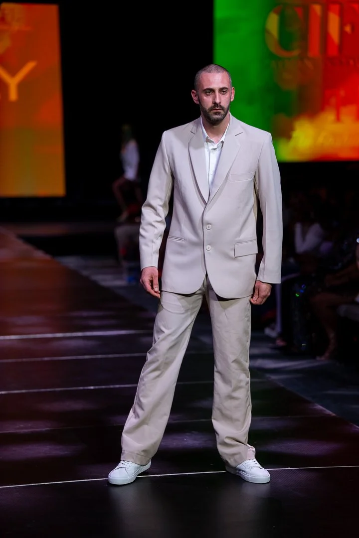 CIFWK Runway Show_12-04-25_TattiannaT-104.jpg