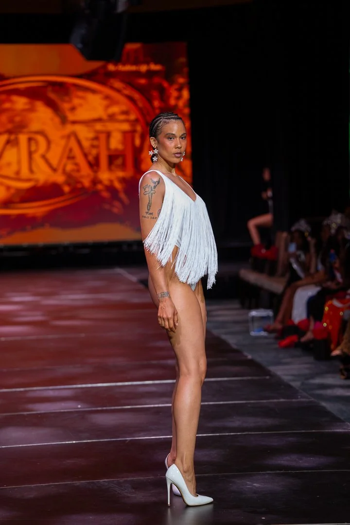 CIFWK Runway Show_12-04-25_TattiannaT-24.jpg