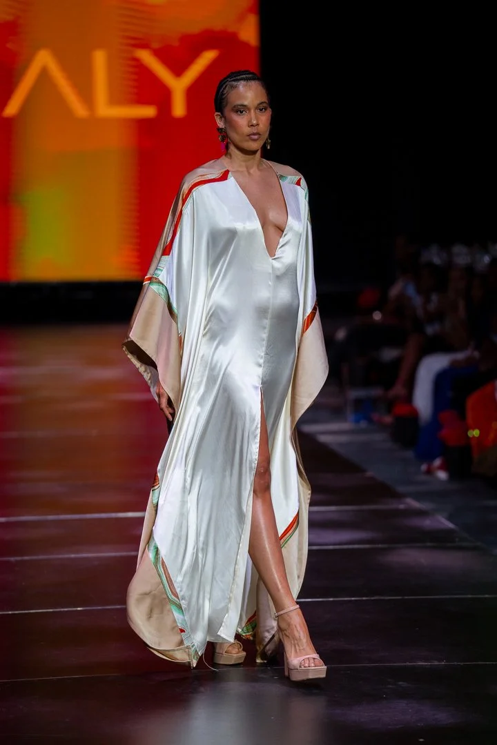 CIFWK Runway Show_12-04-25_TattiannaT-135.jpg