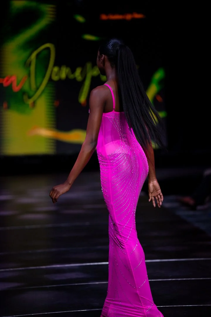 CIFWK Runway Show_12-04-25_TattiannaT-209.jpg