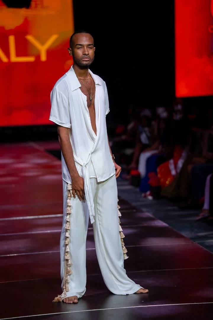 CIFWK Runway Show_12-04-25_TattiannaT-140.jpg