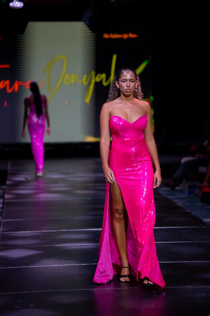 CIFWK Runway Show_12-04-25_TattiannaT-212.jpg