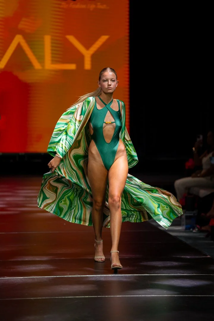 CIFWK Runway Show_12-04-25_TattiannaT-93.jpg