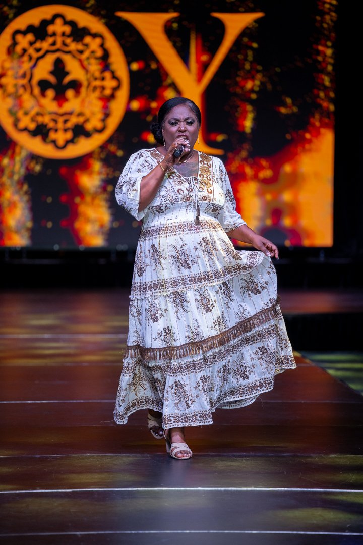 CIFWK Runway Show_12-04-25_TattiannaT-156.jpg