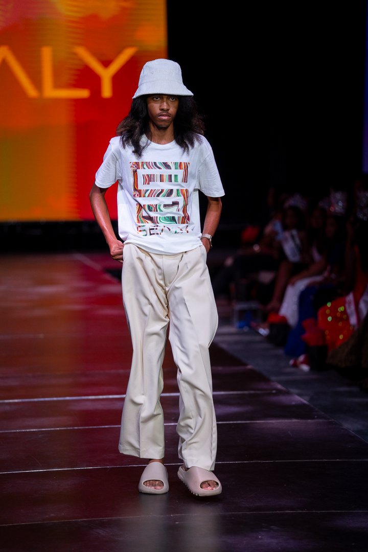 CIFWK Runway Show_12-04-25_TattiannaT-126.jpg