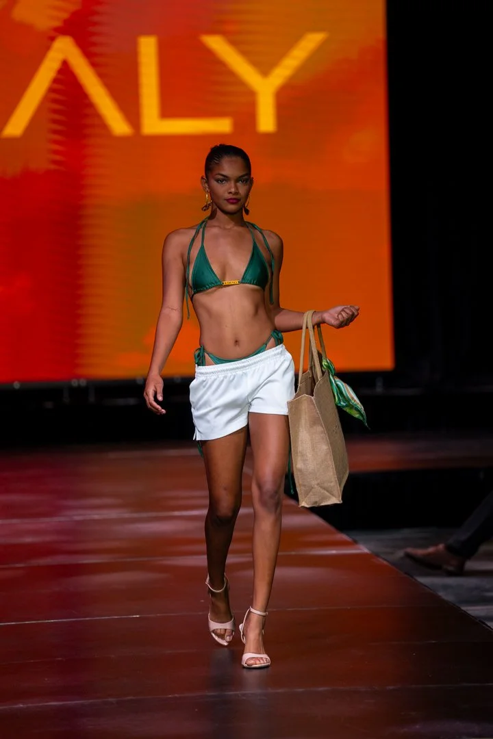 CIFWK Runway Show_12-04-25_TattiannaT-120.jpg