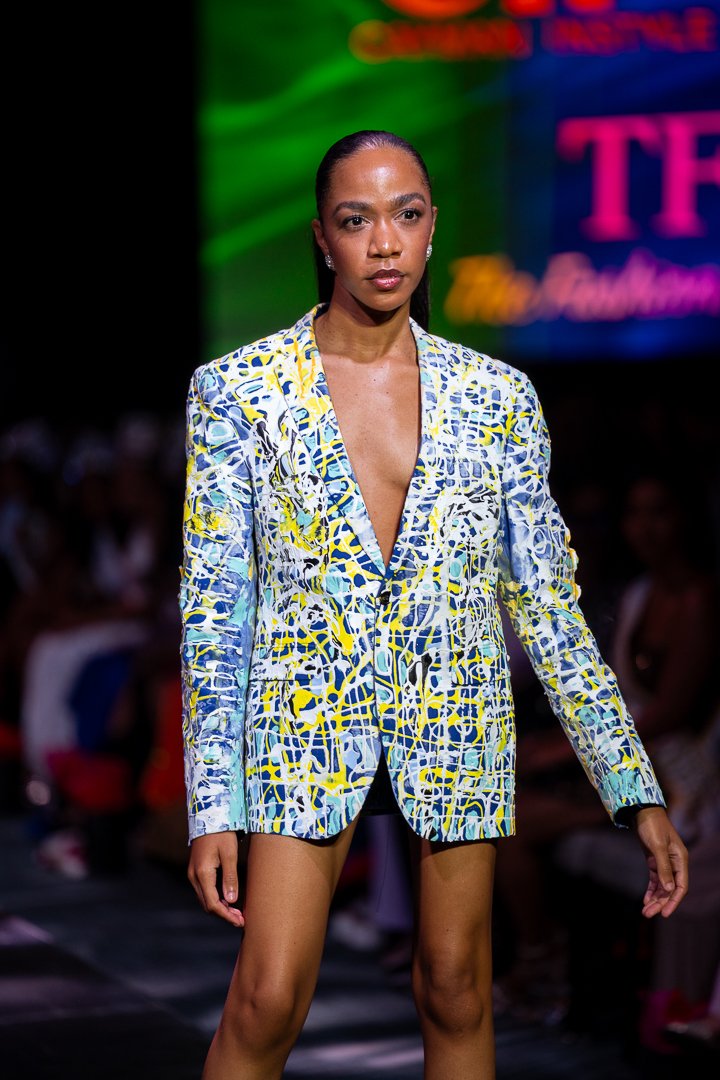 CIFWK Runway Show_12-04-25_TattiannaT-257.jpg