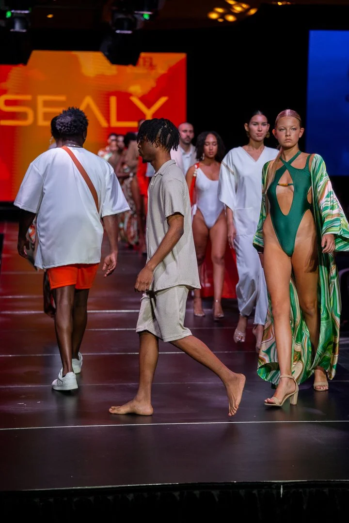 CIFWK Runway Show_12-04-25_TattiannaT-146.jpg