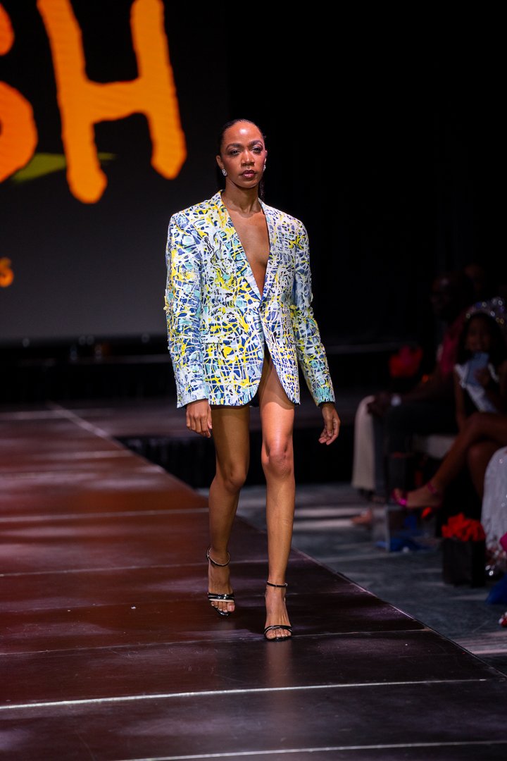 CIFWK Runway Show_12-04-25_TattiannaT-253.jpg