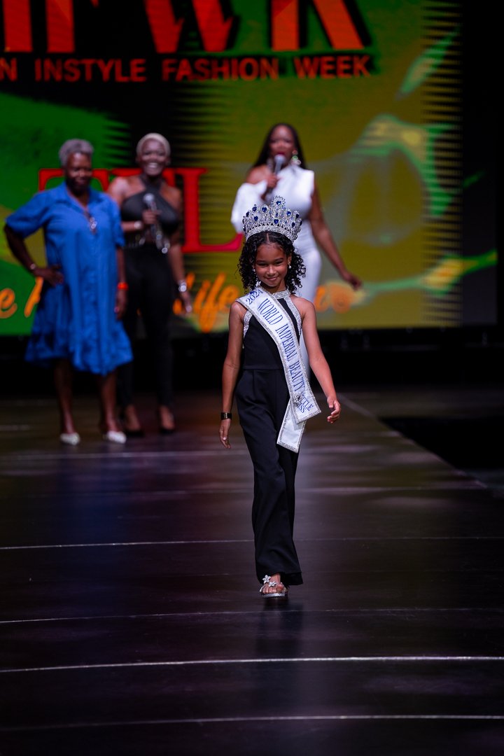 CIFWK Runway Show_12-04-25_TattiannaT-64.jpg