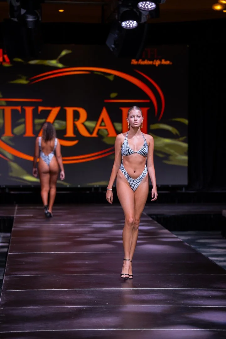 CIFWK Runway Show_12-04-25_TattiannaT-37.jpg