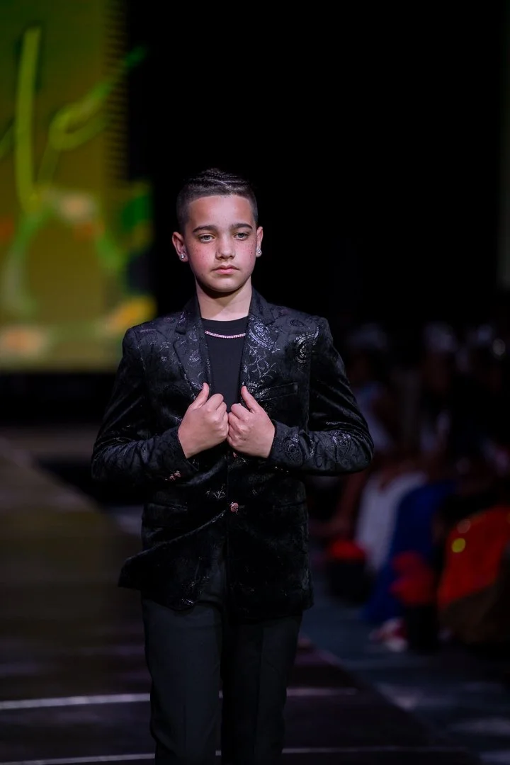 CIFWK Runway Show_12-04-25_TattiannaT-164.jpg