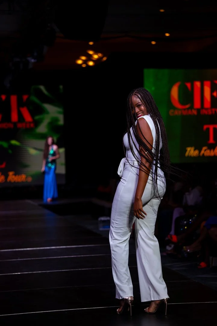 CIFWK Runway Show_12-04-25_TattiannaT-5.jpg