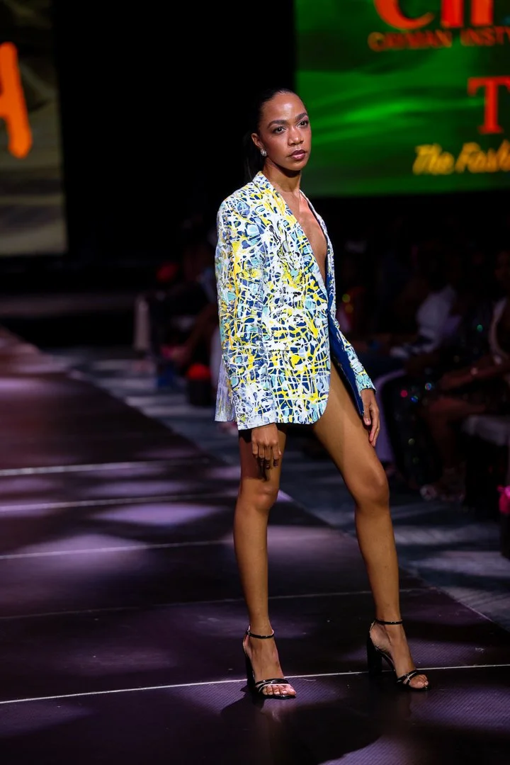 CIFWK Runway Show_12-04-25_TattiannaT-256.jpg