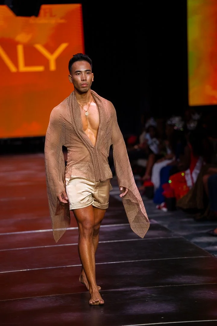 CIFWK Runway Show_12-04-25_TattiannaT-117.jpg