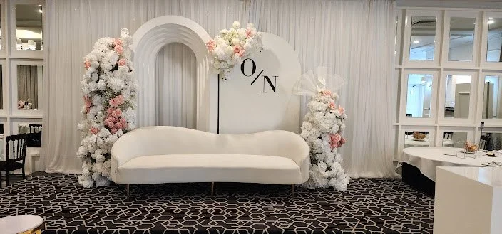 Modern style sofa.jpg