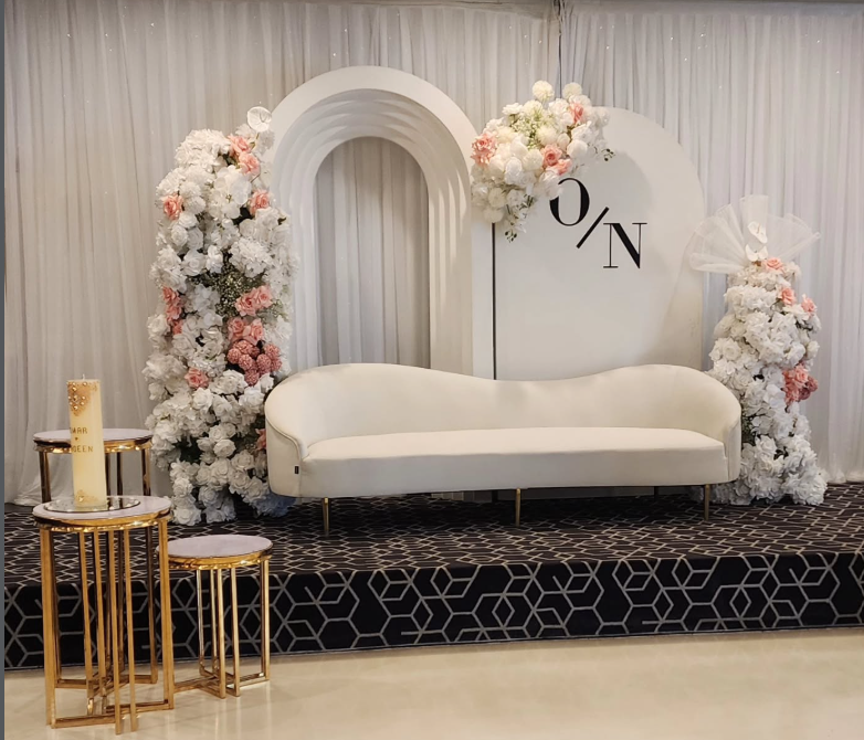 Modern Sculptural Double Arch Wedding Stage + 10 centrepieces