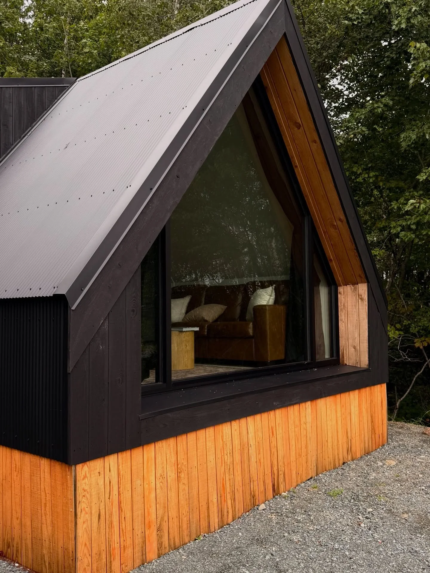 A perfect couple of days in Downeast Maine! 🥾🍂🕯️

#ZookCabins Check out the A-frame cabin at @westbayacadia in Gouldsboro, Maine!

Comment &ldquo;Acadia&rdquo; or check out the link in our bio for the info to stay here! @zookcabins