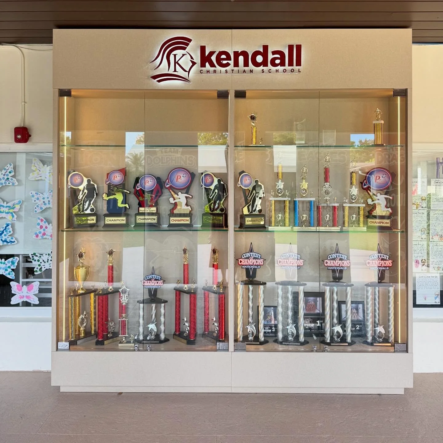 🏆 A LEGACY ON DISPLAY 🏆 

We are proud to showcase our beautiful new trophy case made possible through the generosity and dedication of our @kcsptf 👏🏻 with the funds raised through events and sponsorships from the 2024-2025 school year!

This spe