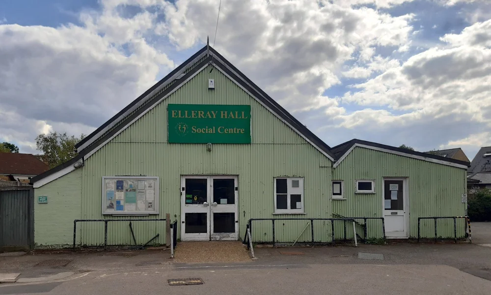 Correction to Tidings 213