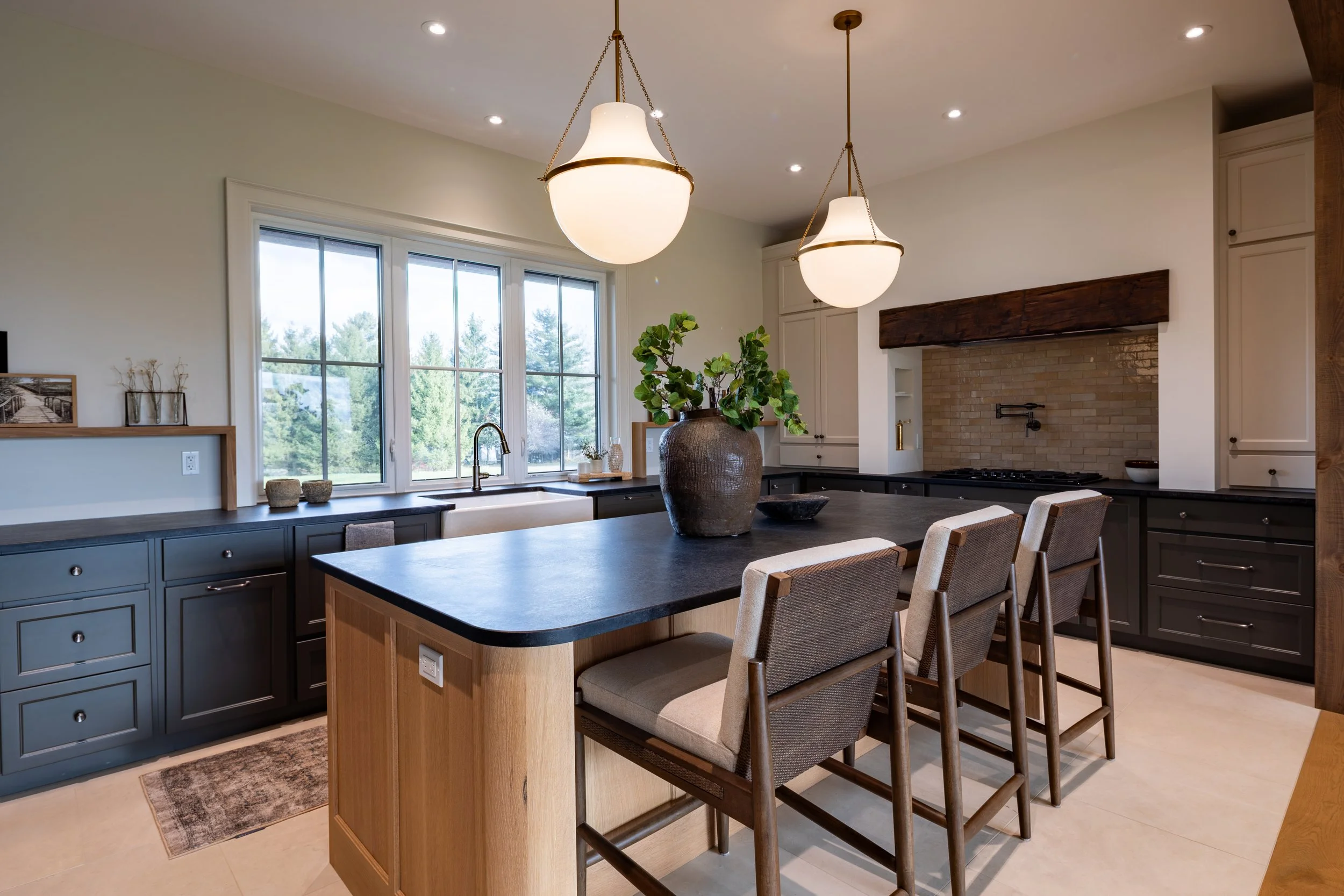 Urban Ranch - Kitchen, Vanities & Built-Ins