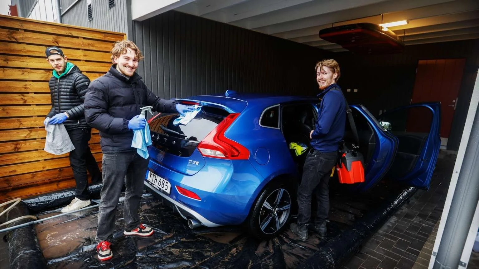 Lansering av bilvård och biltvätt i Kristinehamn.