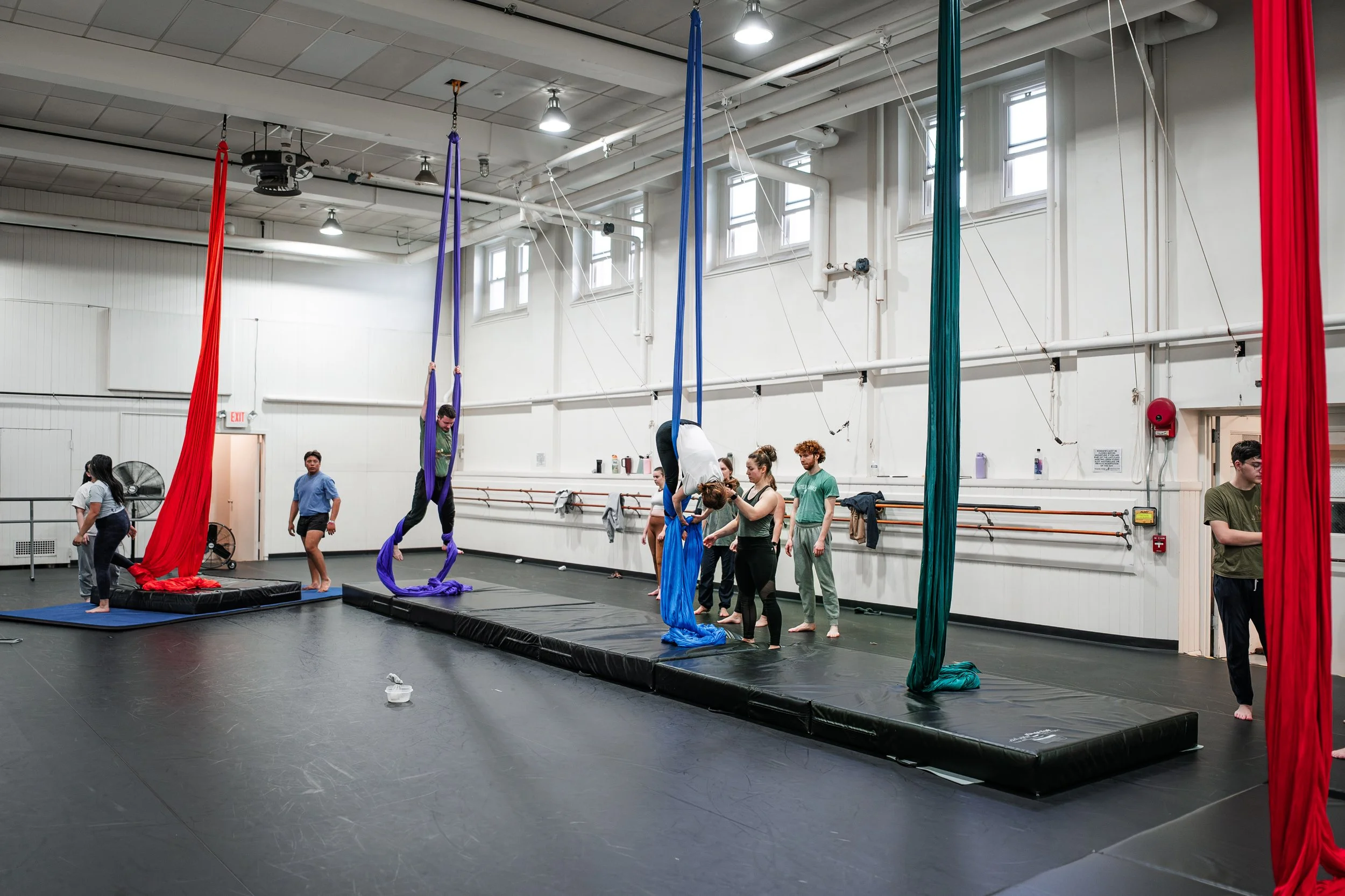 DNC 225 - Aerial Acrobatics II_4_15_2025-40.jpg