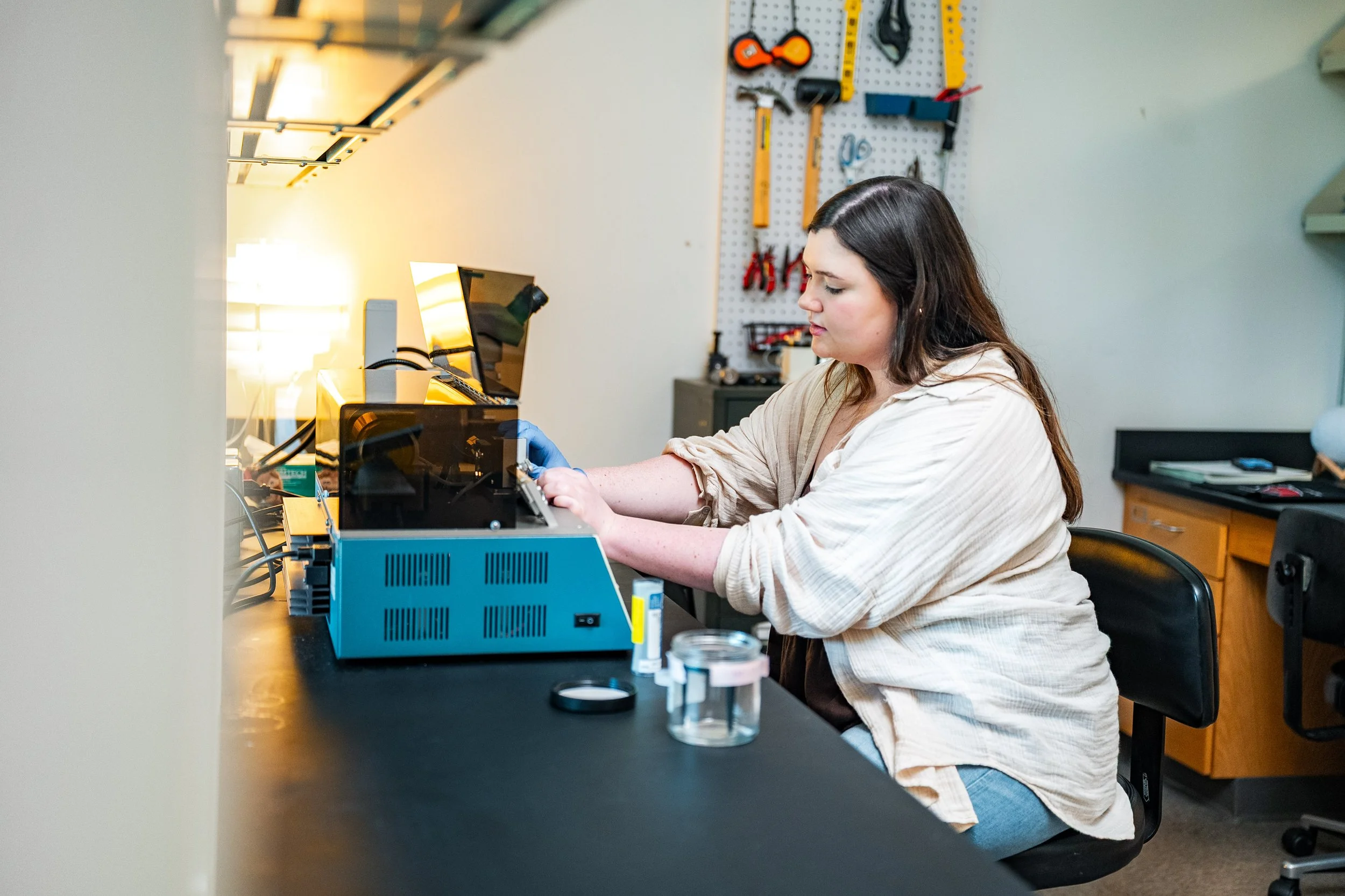 2025-06-26 Summer Research Jeremy Tessiere Lab, Casey Goldberg, Emma Shaffer, Max Sokolik - Joe Romano-49.jpg