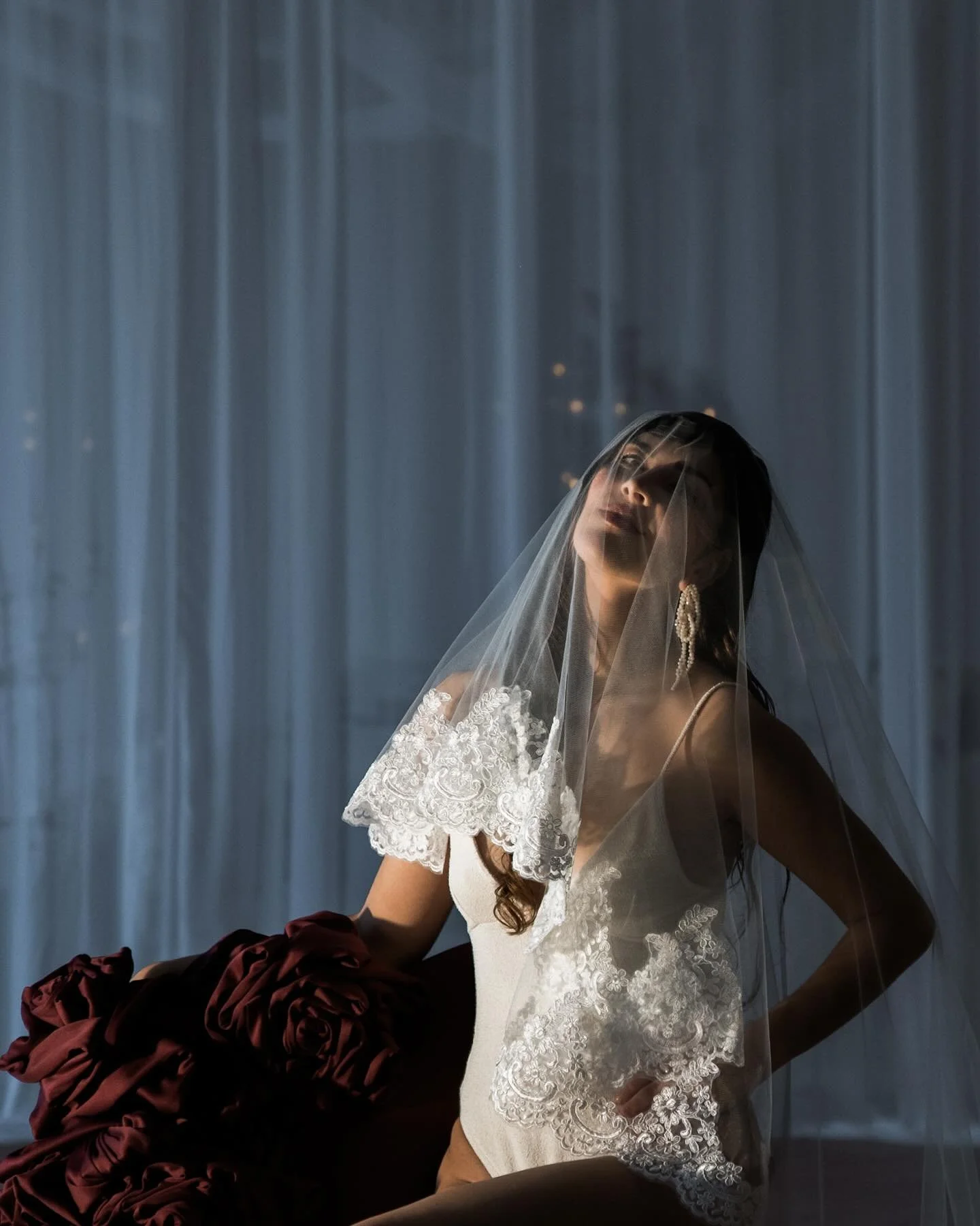 Take&nbsp;a&nbsp;moment&nbsp;for&nbsp;yourself. Be&nbsp;your&nbsp;own&nbsp;muse!

Beyond&nbsp;the&nbsp;wedding,&nbsp;there&nbsp;is&nbsp;you - your&nbsp;gaze,&nbsp;your&nbsp;strength,&nbsp;your&nbsp;softness.
These&nbsp;images&nbsp;are&nbsp;not&nbsp;j