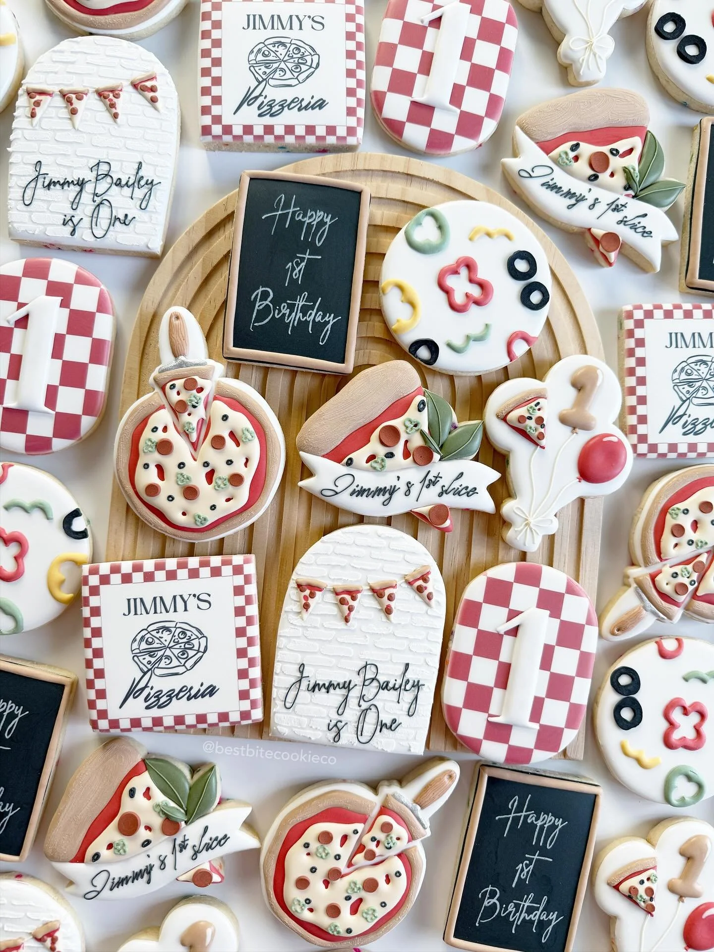 Jimmy&rsquo;s 1st slice 🍕

This set was so fun to create! Bucket list theme checked off ✔️