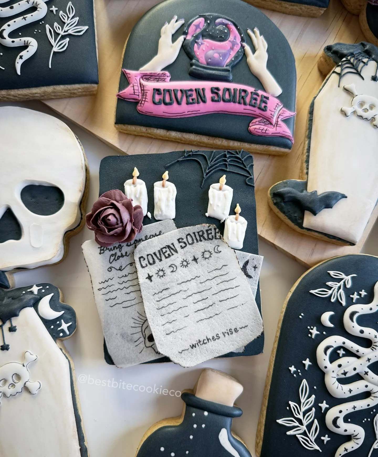 Witchy vibes for this Halloween Friday night 🦇

Spells table inspired by @sweetdeespatisserie 

#halloweencookies #witchycookies #customsugarcookies #cookieart #waferpaperdesigns #spookycookies #royalicingcookies #tastytreat #halloweenfavors #cookie