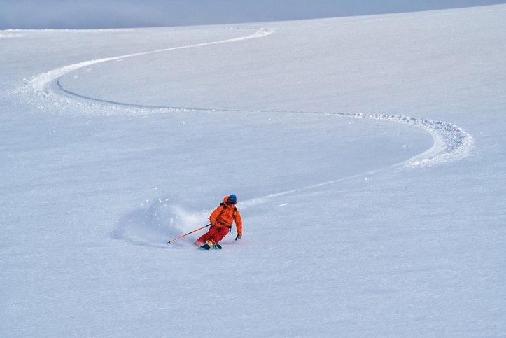 powder-skiing.jpg
