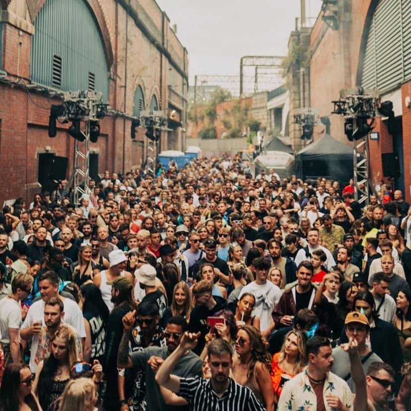 September = back to Warehouse Project 🪩🍷💕

We'll be on Temperance Street for the next 2 Saturdays at Worried About Henry / Metropolis on 23.09 Welcome to the Warehouse on 30.09 💫

📸 @whp_mcr 

#TheWineTapVan #LetTheGoodTimesFlow #wineontap #ware