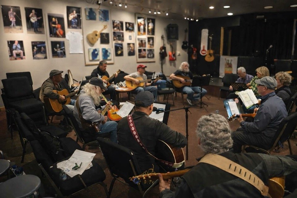AcousticJam2.jpg