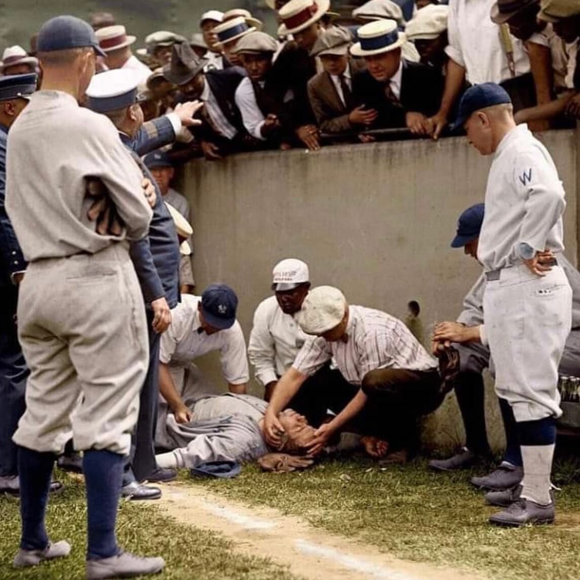 Caption tbd

Babe Ruth 1924 after running into a wall