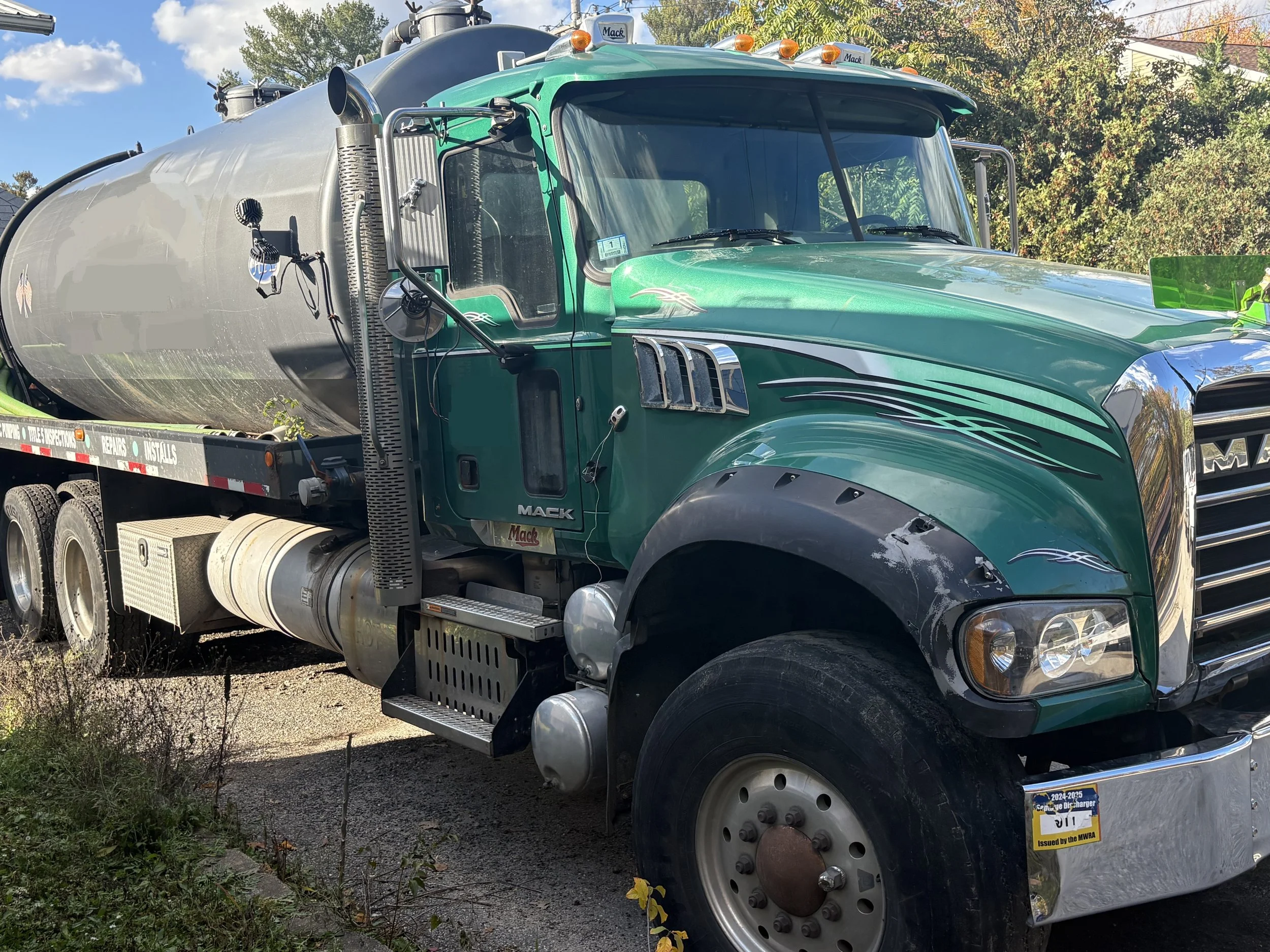 2012 Mack GU713 Septic Truck