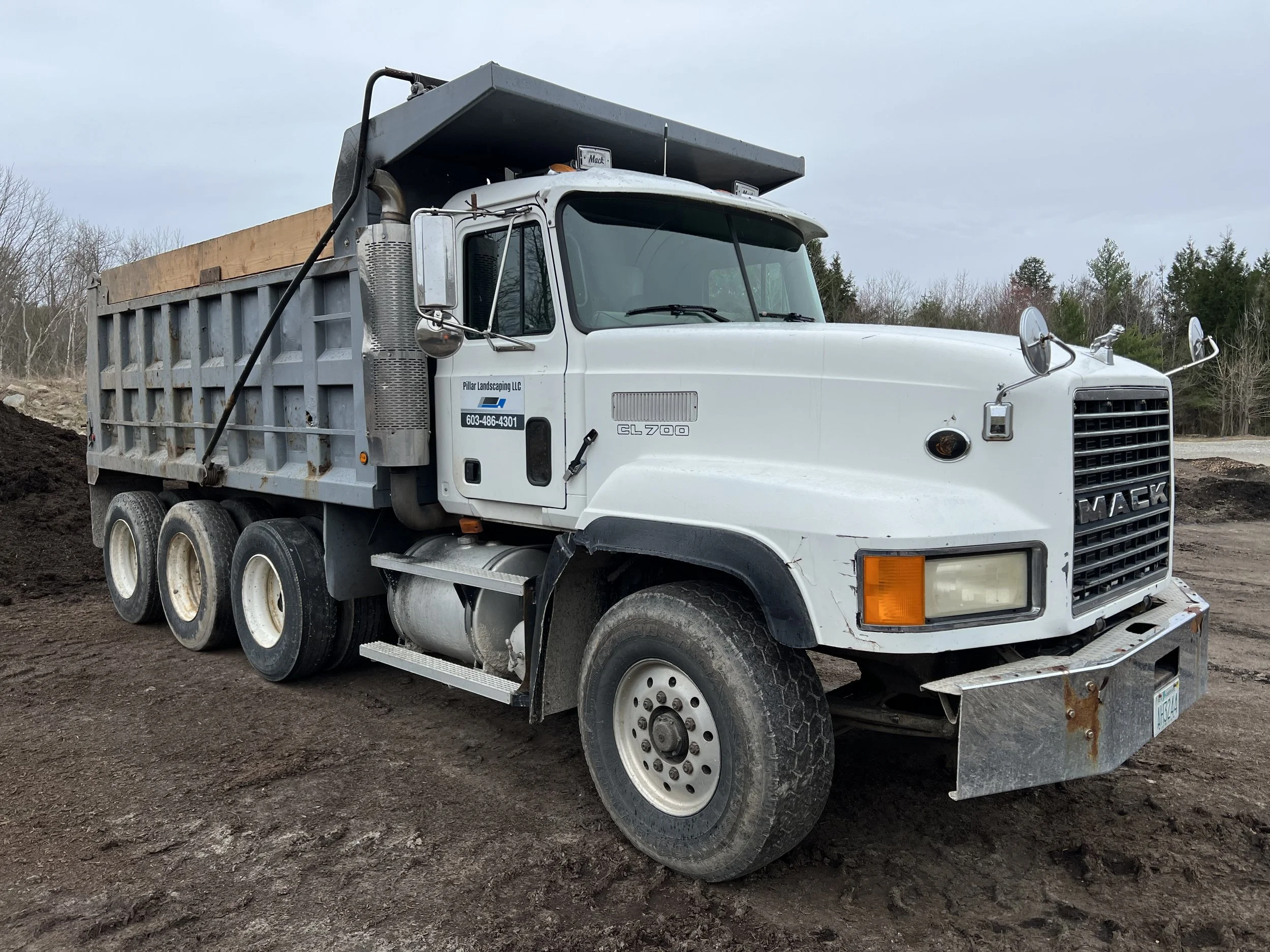 1998 Mack CL713 Tri-Axle Dump