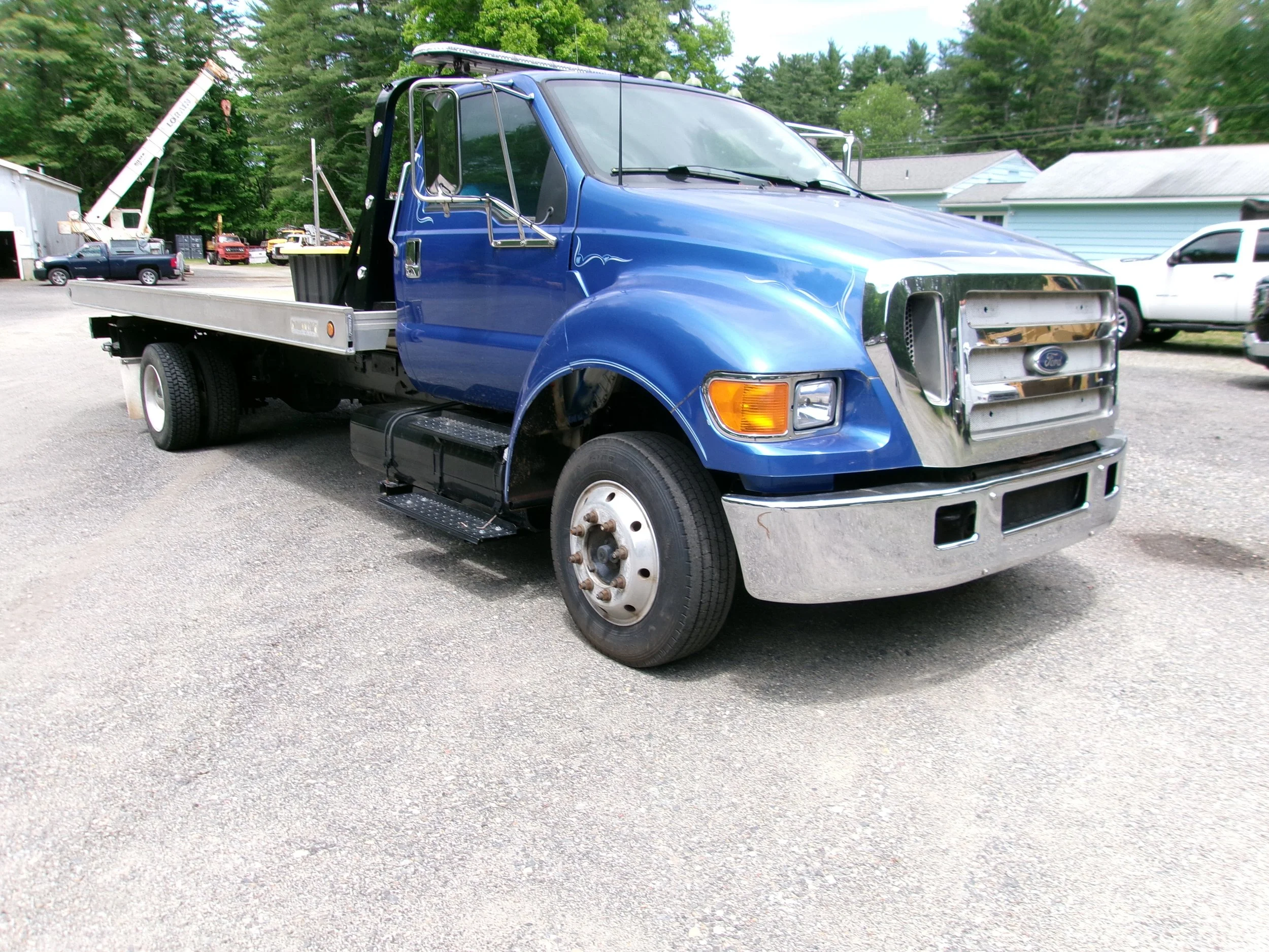 2006 Ford F650 Super Duty 6-Wheel Rollback Truck