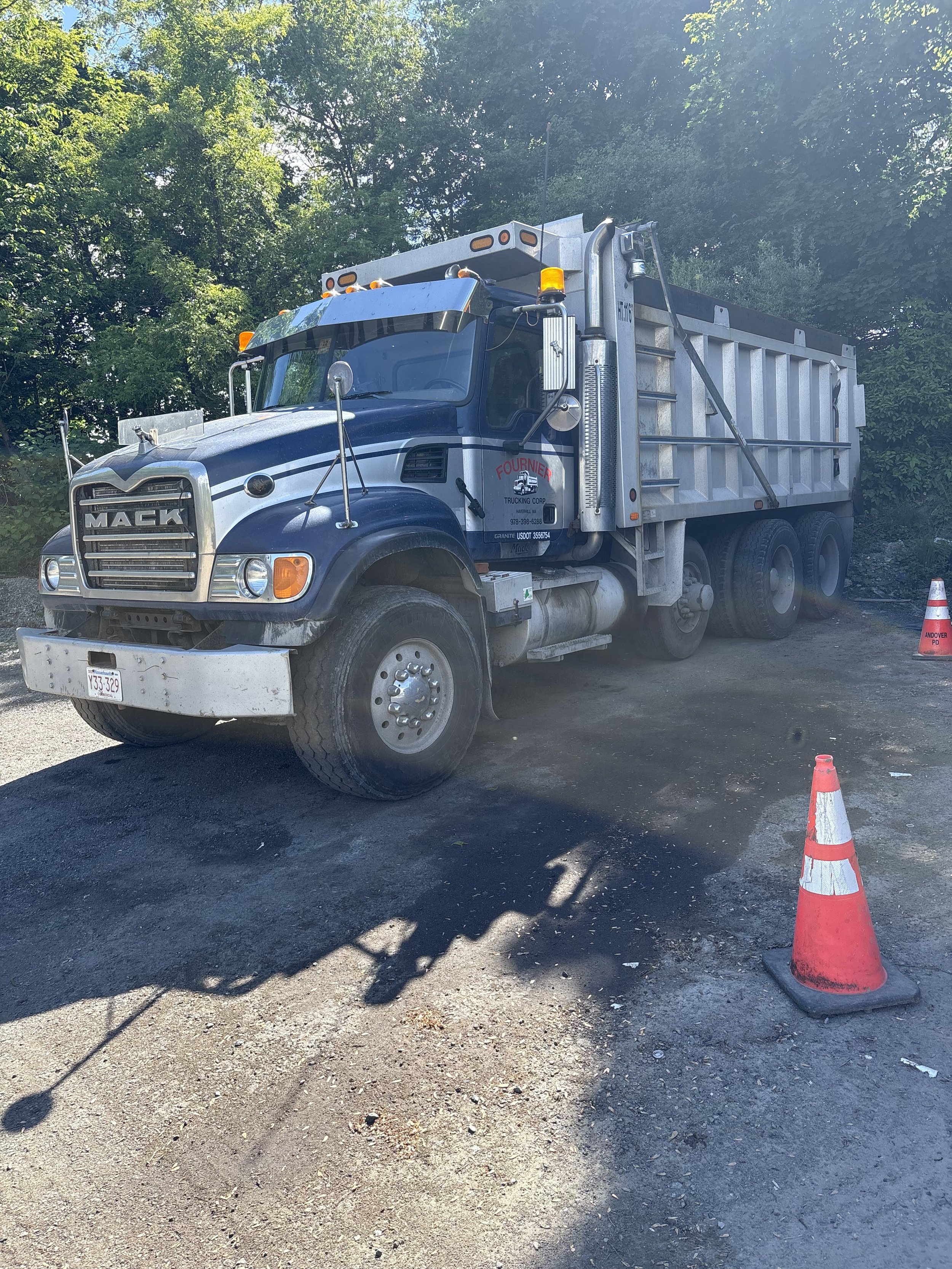 2005 Mack CV713 Tri-Axle Dump Truck