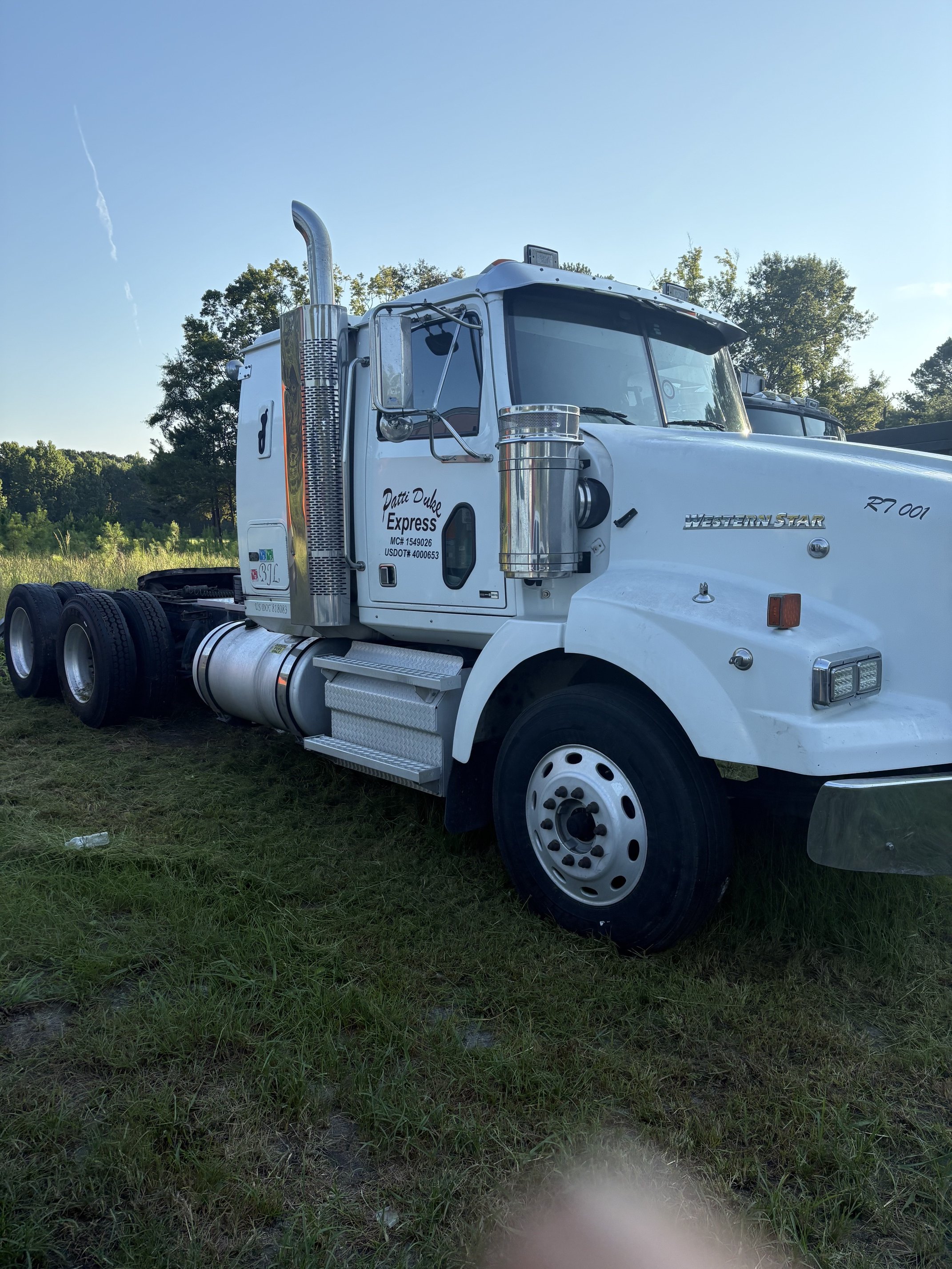 2011 Western Star Pic 13.jpeg