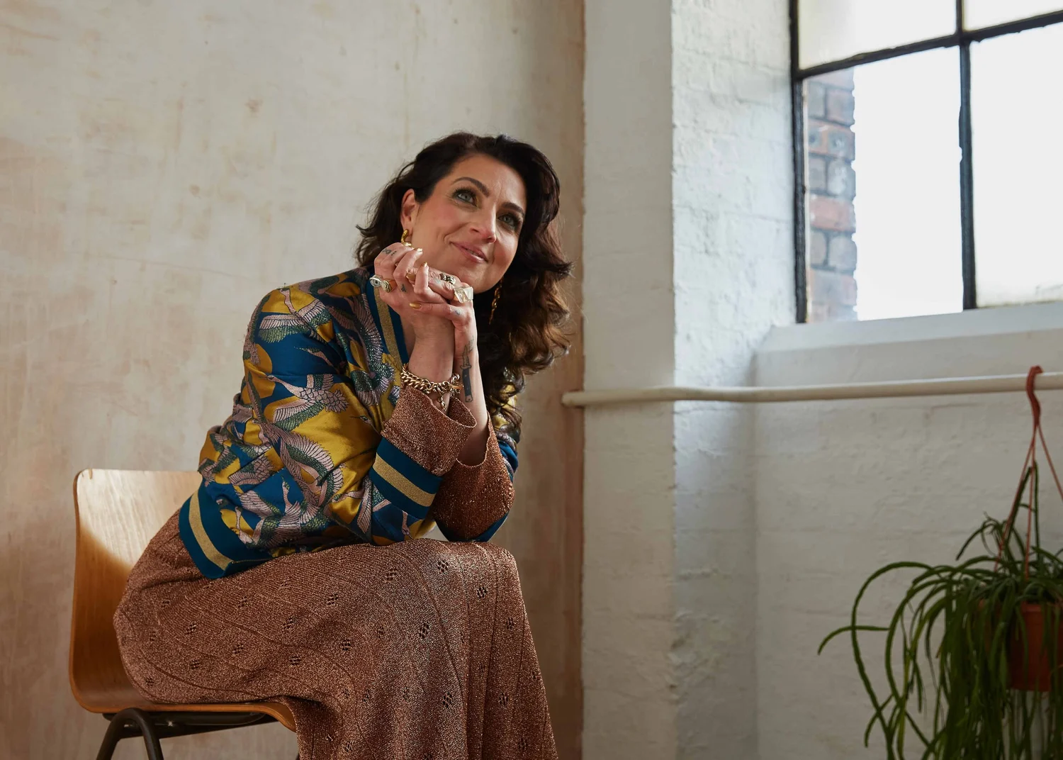 ABOUT — Dr Kate Tomas