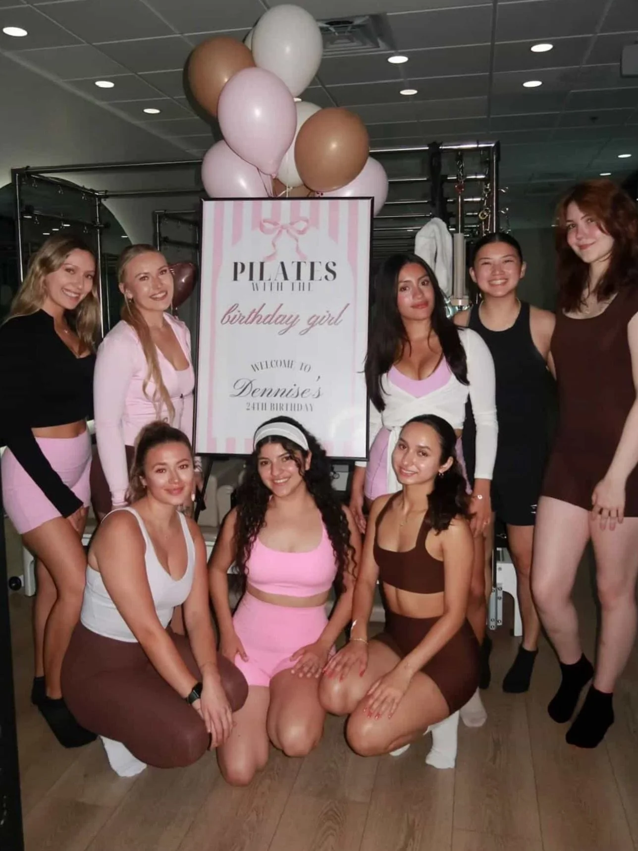 Saturday night birthday parties with the girlies 🎀 Happy birthday to our girl Dennise!

#reformerpilates #pilates #pilatesinasvegas
