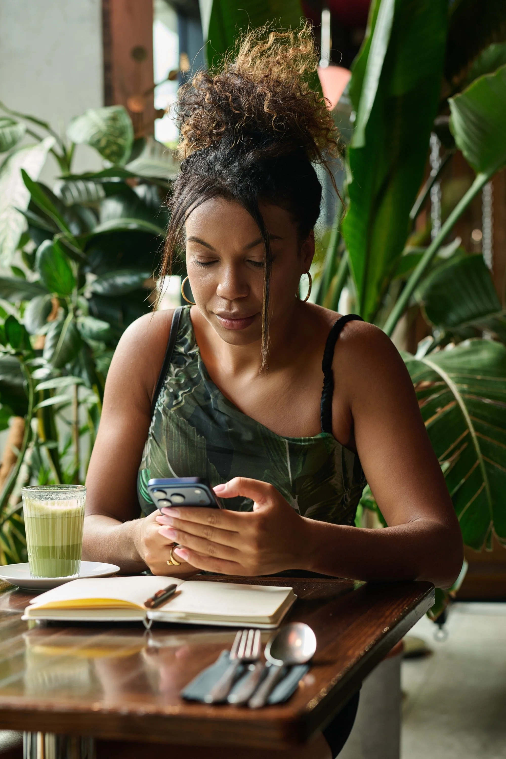 Overcoming the fears of posting to Instagram so you can get more new clients