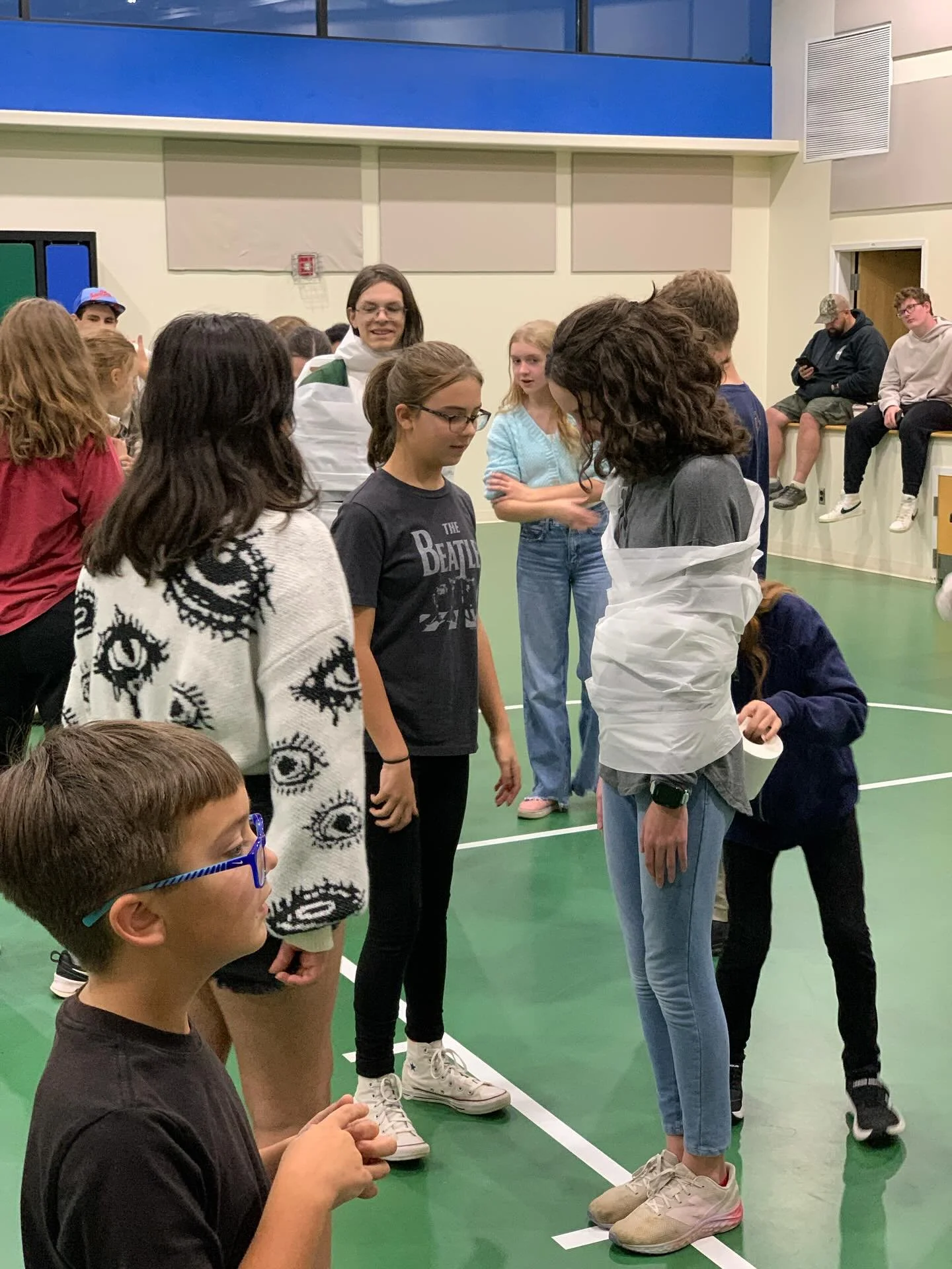 Dwell City Students had a great time at student night last night playing some fall themed games and studying God&rsquo;s Word together. 🙌