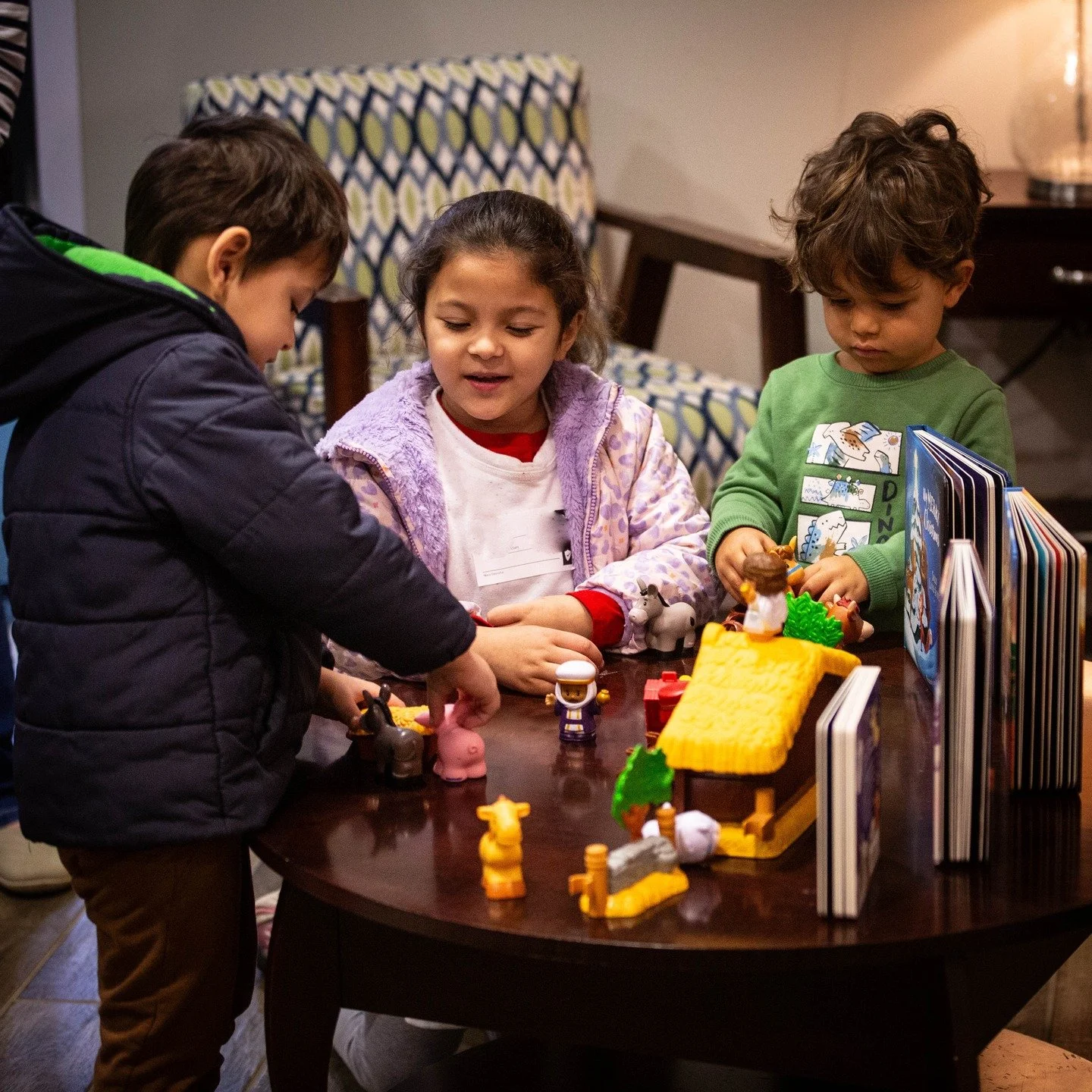 💓Sunday Recap💓
Today, we continued our series &quot;Poured Out&quot; in the Gospel of John and began Advent season with a focus on Hope. 🌅
Pastor Chris preached a message on John 12:27-36 about Why the Cross Brings Hope. 📖
We learned that Jesus's