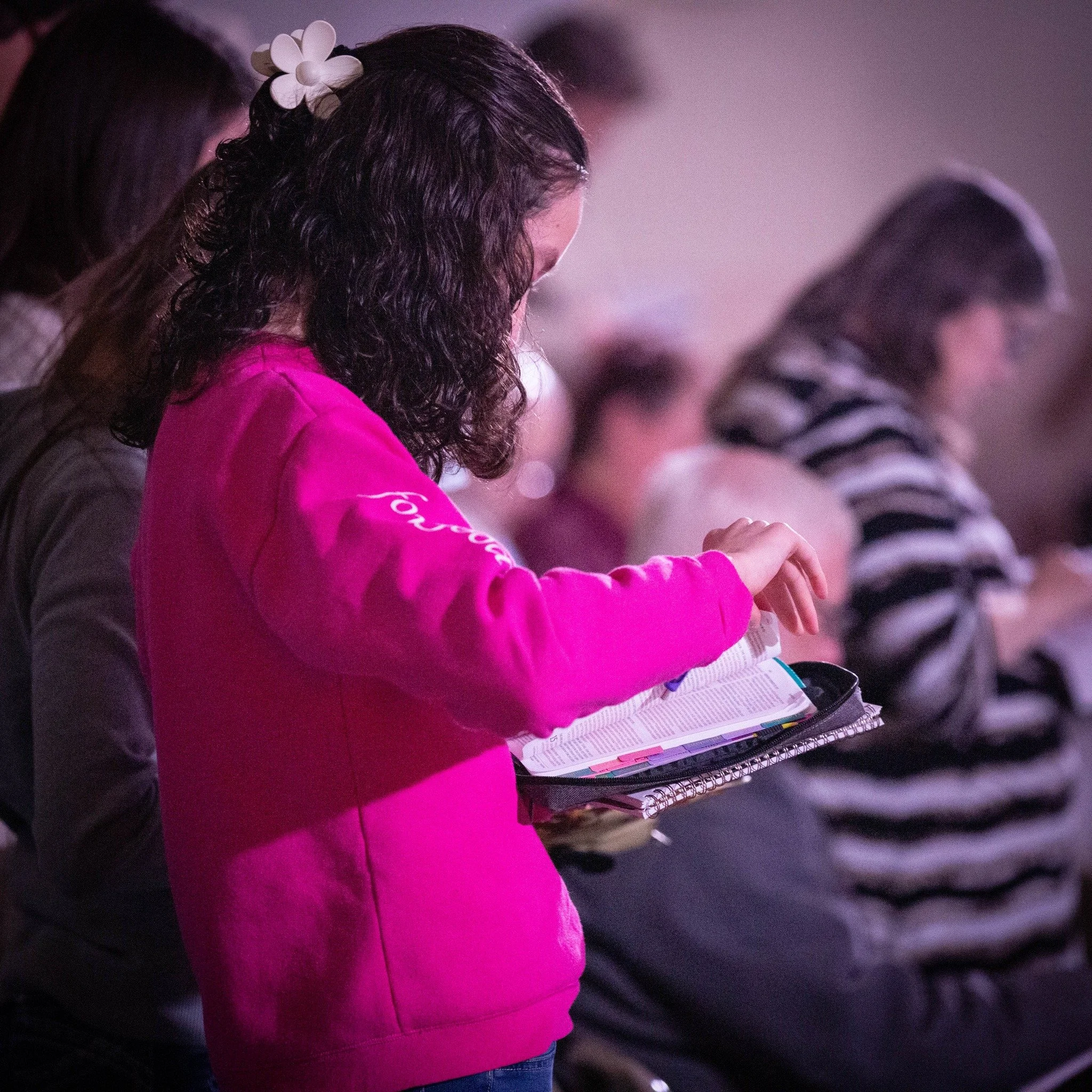 💓Sunday Recap💓
Today, we continued our series "Poured Out" in the Gospel of John and celebrated Advent season with a focus on Peace. 🌅
Pastor Chris preached a message on John 12:36-43 on How to have peace when things don't go your way. ?