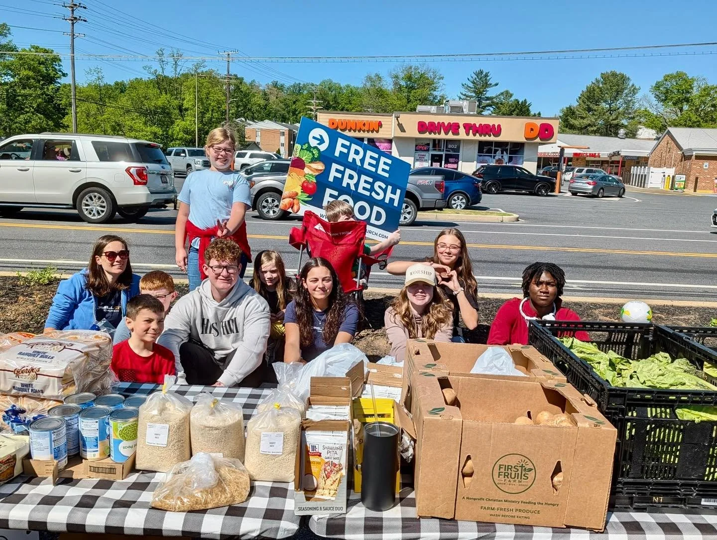 We love our community! It was an honor to serve this morning. 
Matthew 5:16
